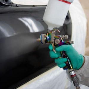 Honda car painting and body repair service at Southern Honda service center